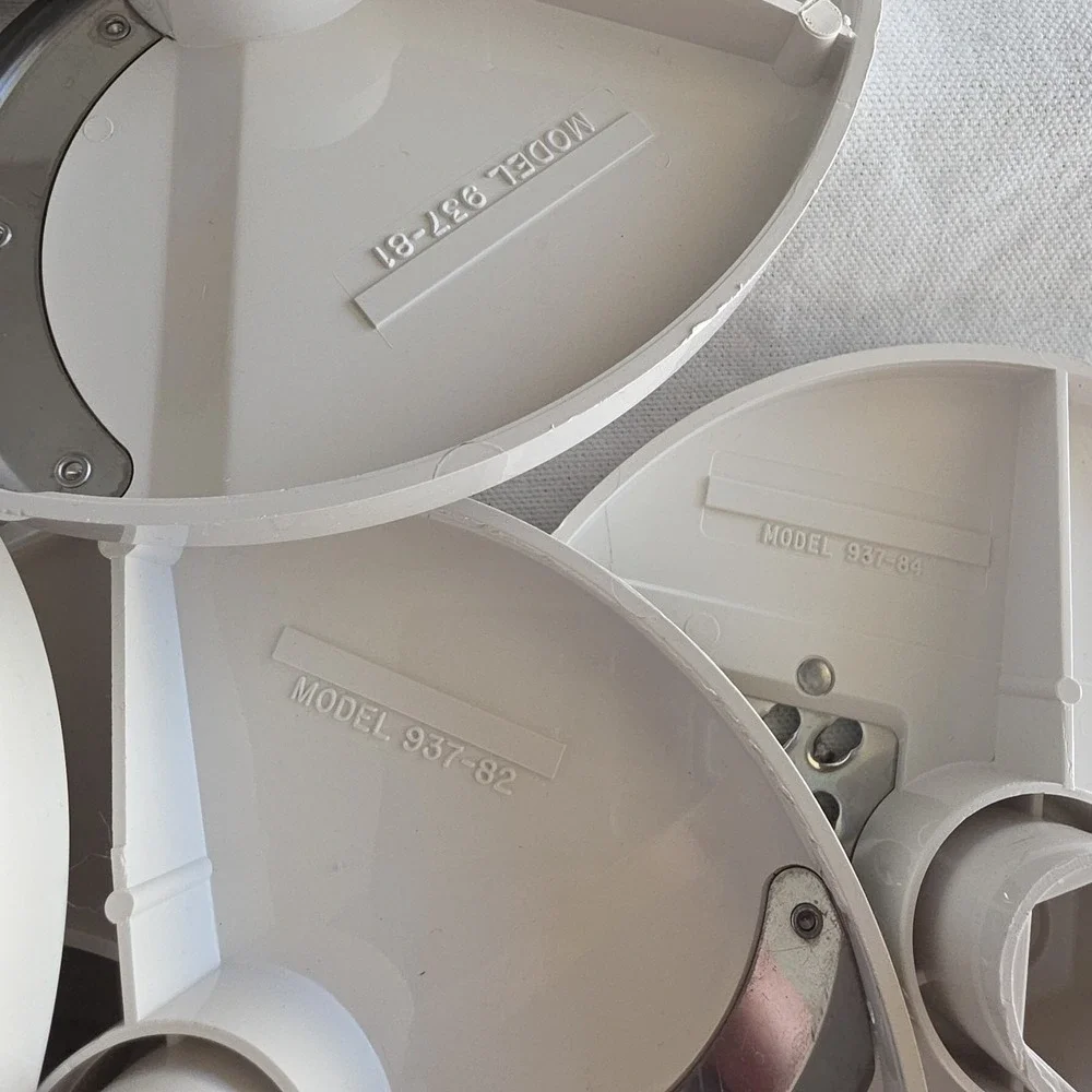 Oster Regency Kitchen Center Food Processor Slicer Shredder Attachment 4 Blades